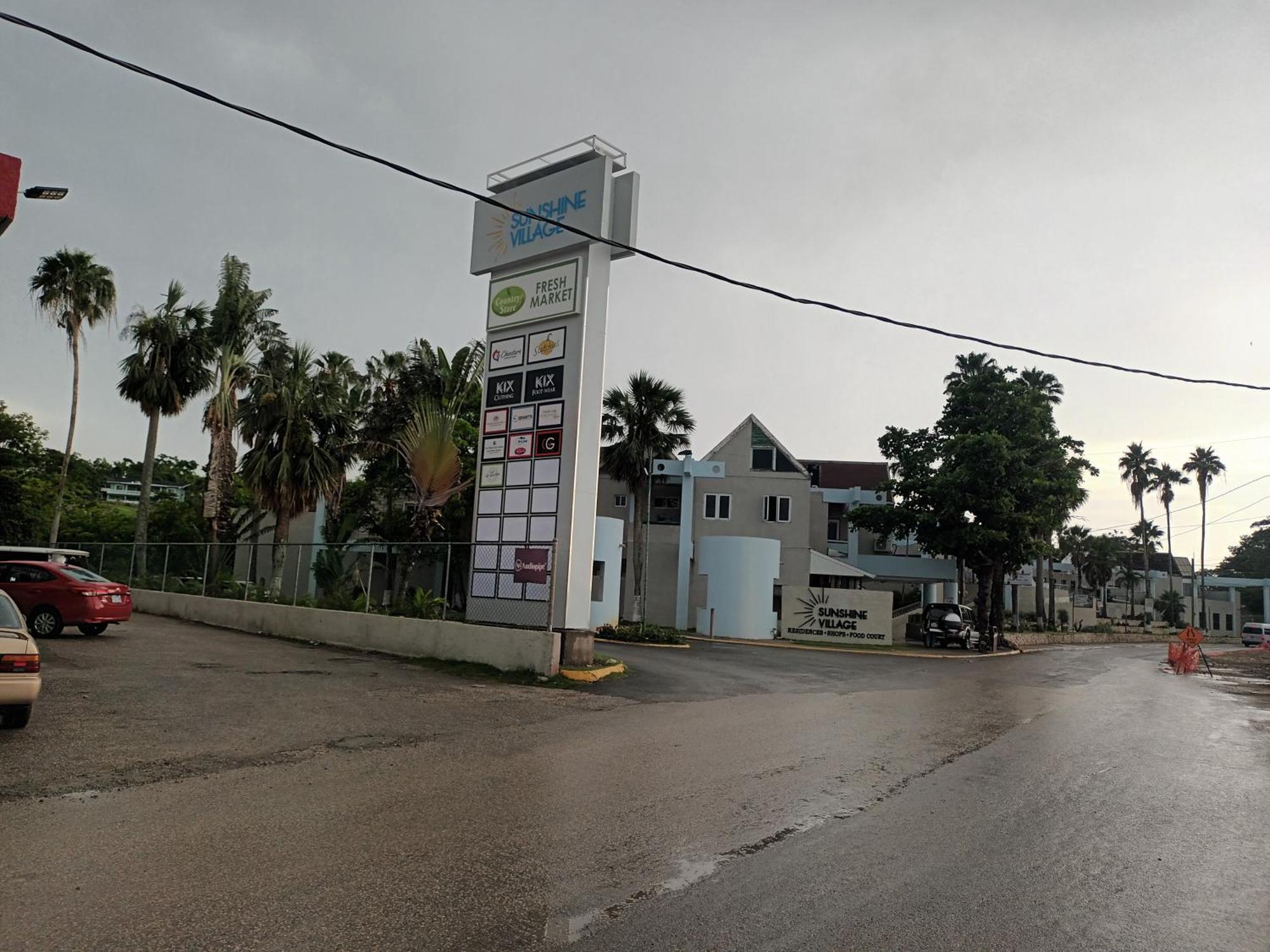 Oceanfront Condo W/ Free Parking + High Speed Wifi Negril Ngoại thất bức ảnh